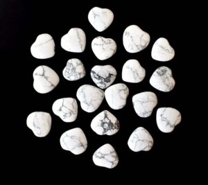 Howlite Puffy Mini Hearts